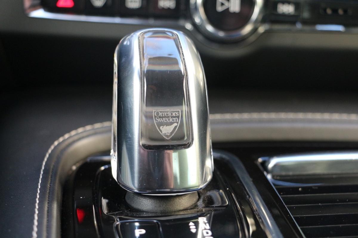volvo-s90-2019-hibrido-1969cc