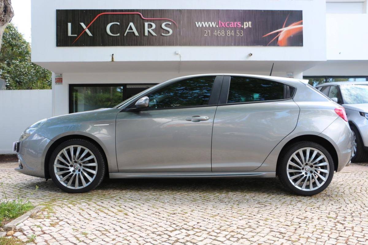 alfa-romeo-giulietta-2018-diesel-1598cc