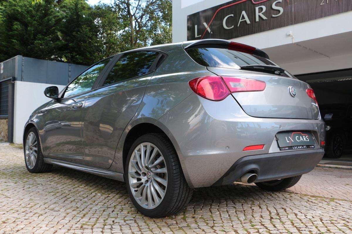 alfa-romeo-giulietta-2018-diesel-1598cc