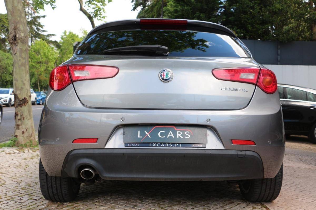 alfa-romeo-giulietta-2018-diesel-1598cc