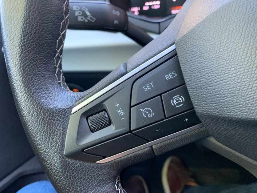 seat-ibiza-1-0-ecotsi-2023-gasolina-999cc