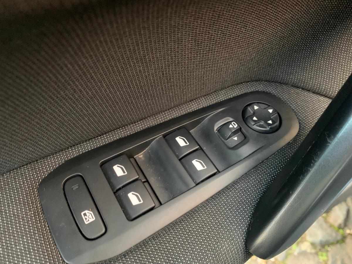 peugeot-308-1-5-bluehdi-2021-diesel-1499cc