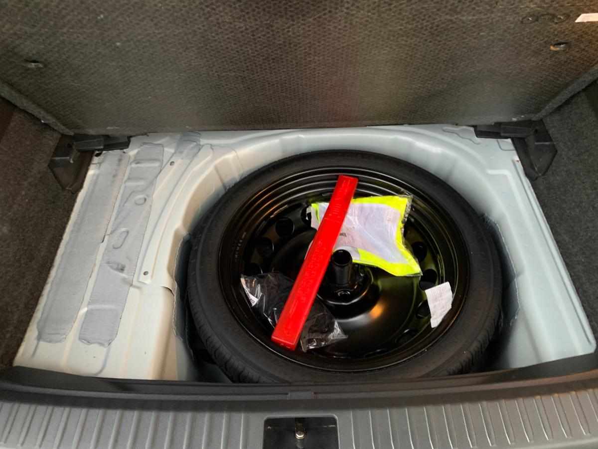 seat-arona-1-0-tsi-2022-gasolina-999cc