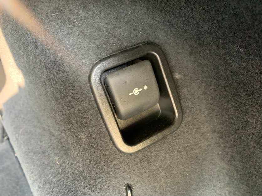 bmw-x1-sdrive16d-2019-diesel-1496cc