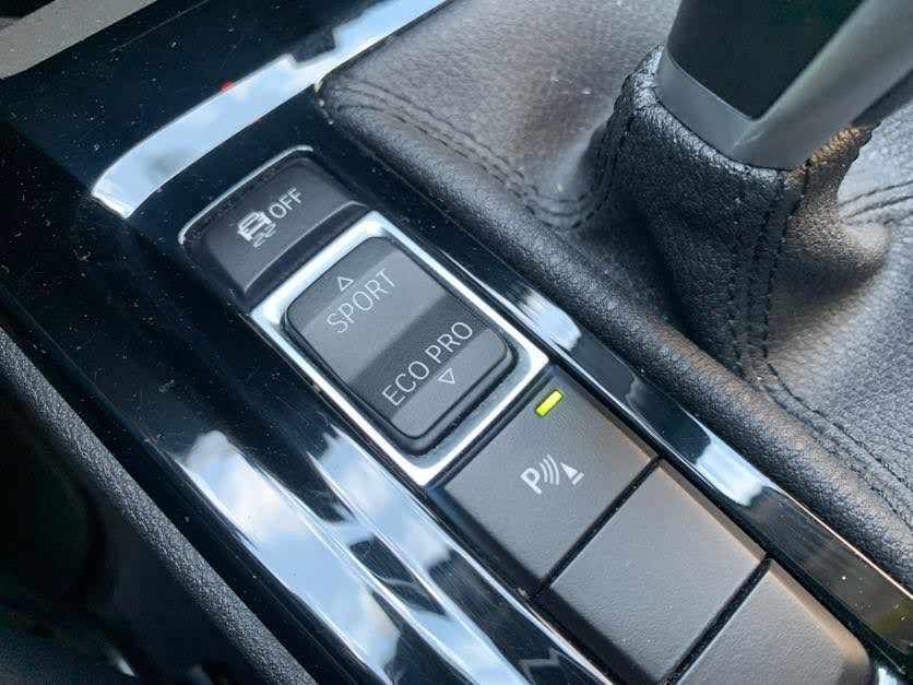bmw-x1-sdrive16d-2019-diesel-1496cc