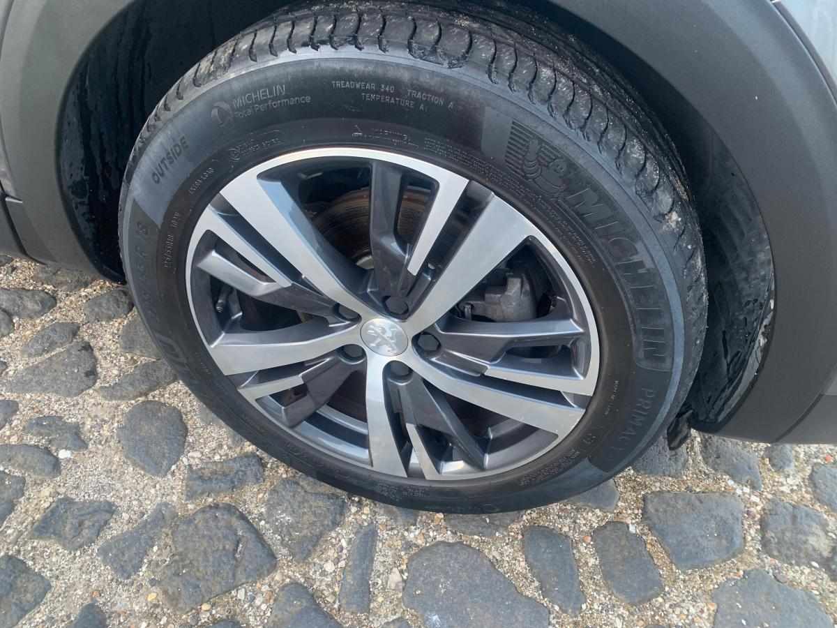 peugeot-3008-1-5-bluehdi-2021-diesel-1499cc