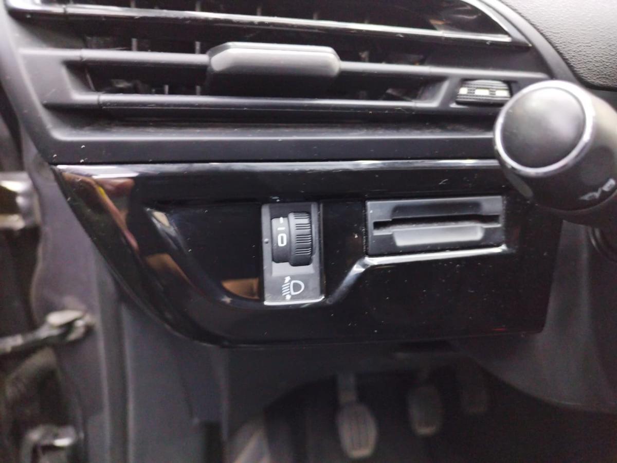 citroen-c4-2018-diesel-1499cc