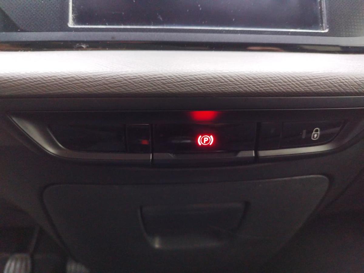 citroen-c4-2018-diesel-1499cc