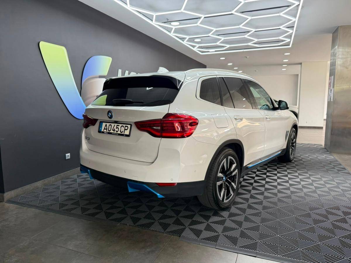 bmw-ix3-2022-eletrico-500cc