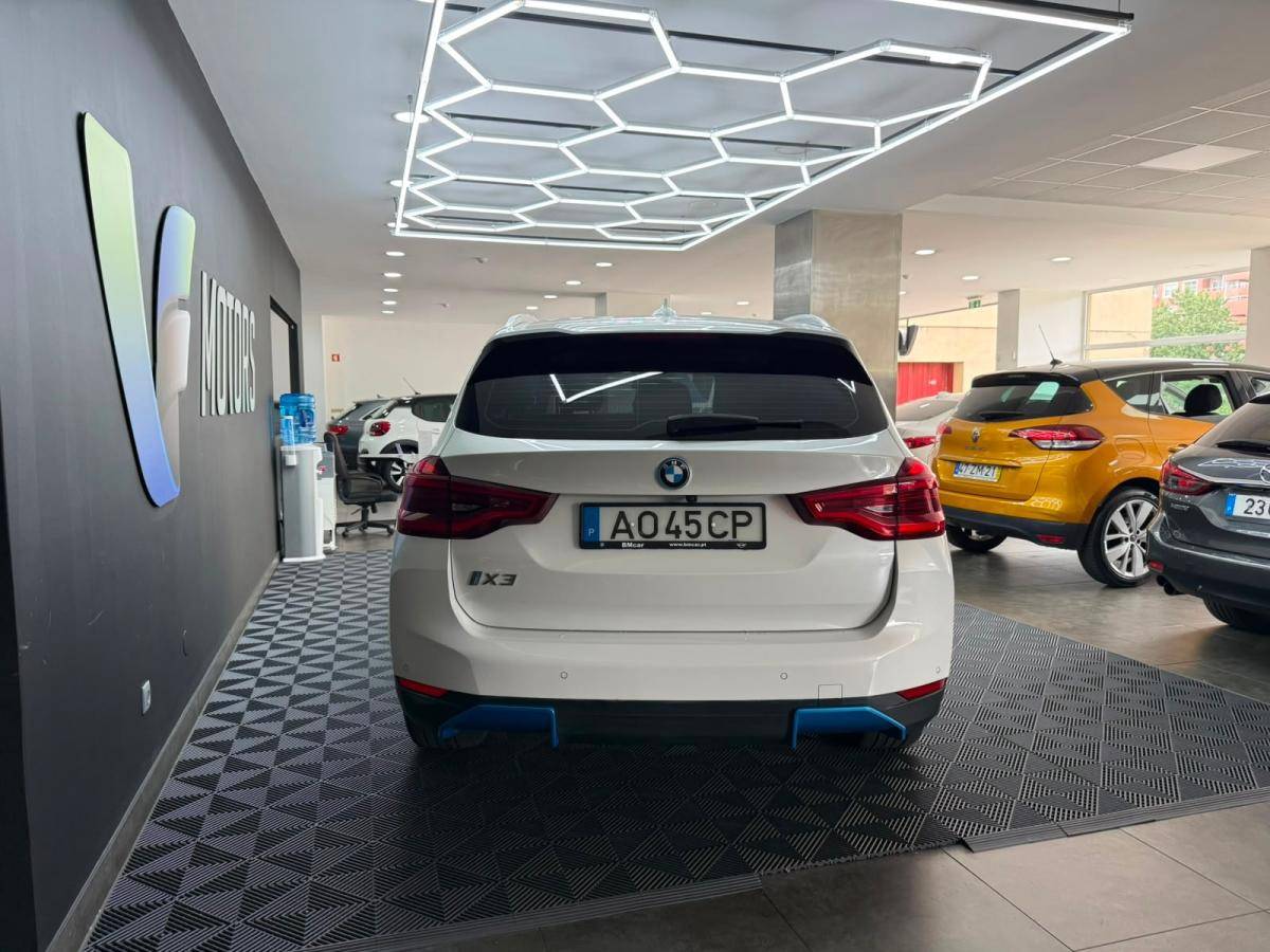 bmw-ix3-2022-eletrico-500cc