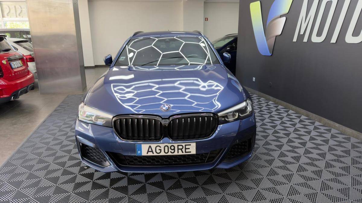 bmw-serie-5-2021-hibrido-a-gasolina-1998cc