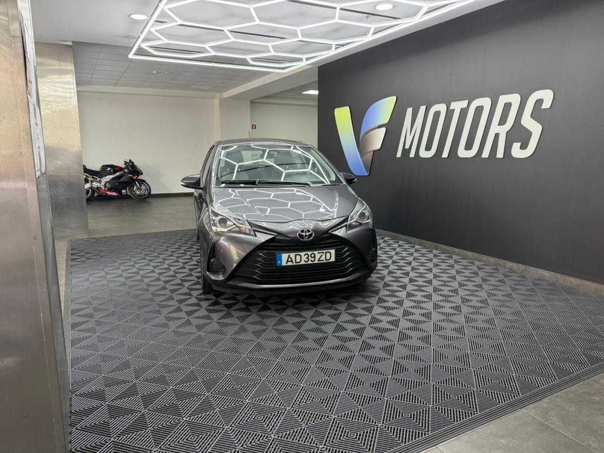 toyota-yaris-2020-gasolina-998cc