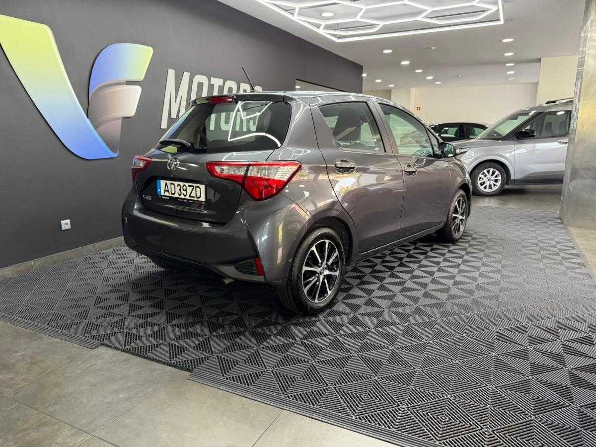 toyota-yaris-2020-gasolina-998cc