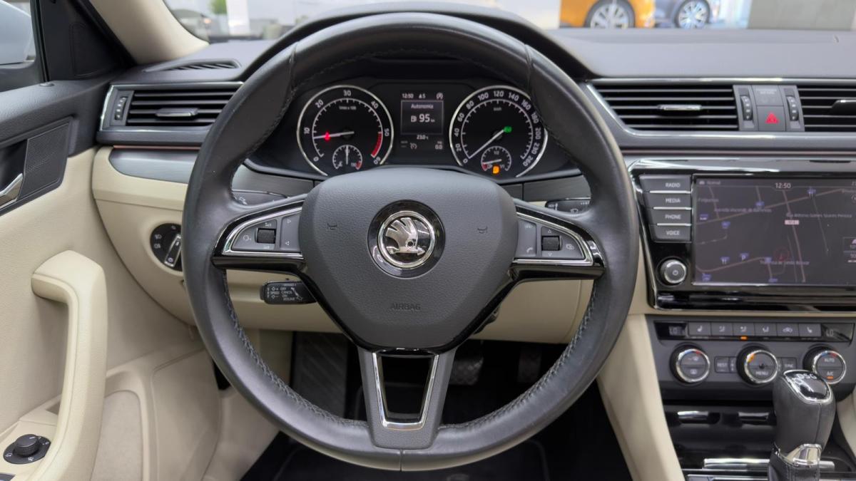 skoda-superb-2016-diesel-1968cc