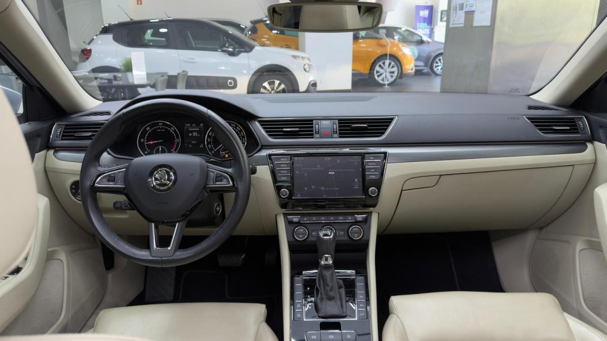 skoda-superb-2016-diesel-1968cc