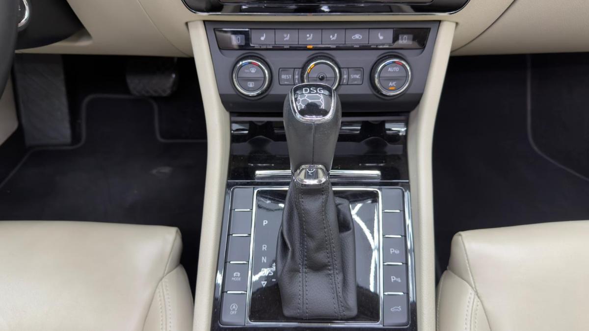 skoda-superb-2016-diesel-1968cc