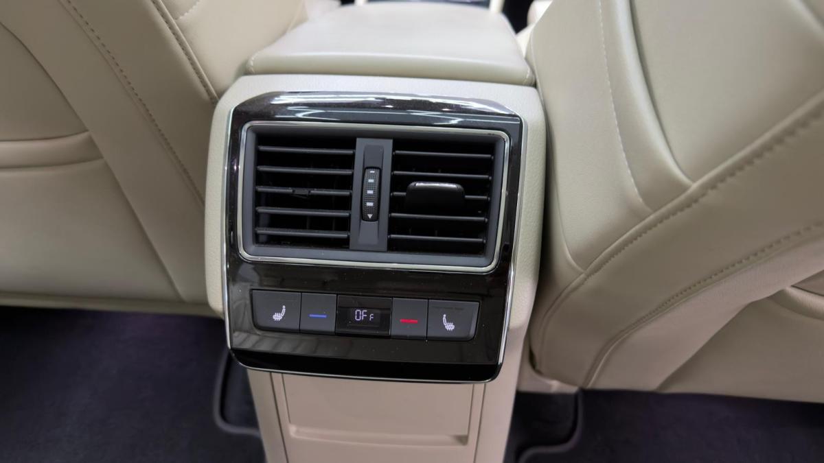 skoda-superb-2016-diesel-1968cc