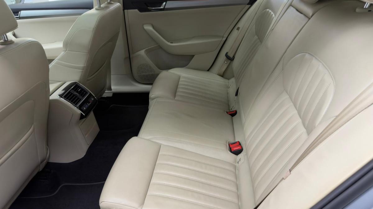 skoda-superb-2016-diesel-1968cc