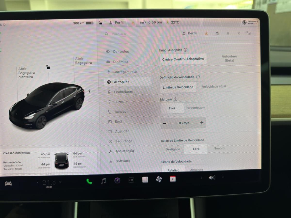 tesla-model-3-2019-eletrico-500cc