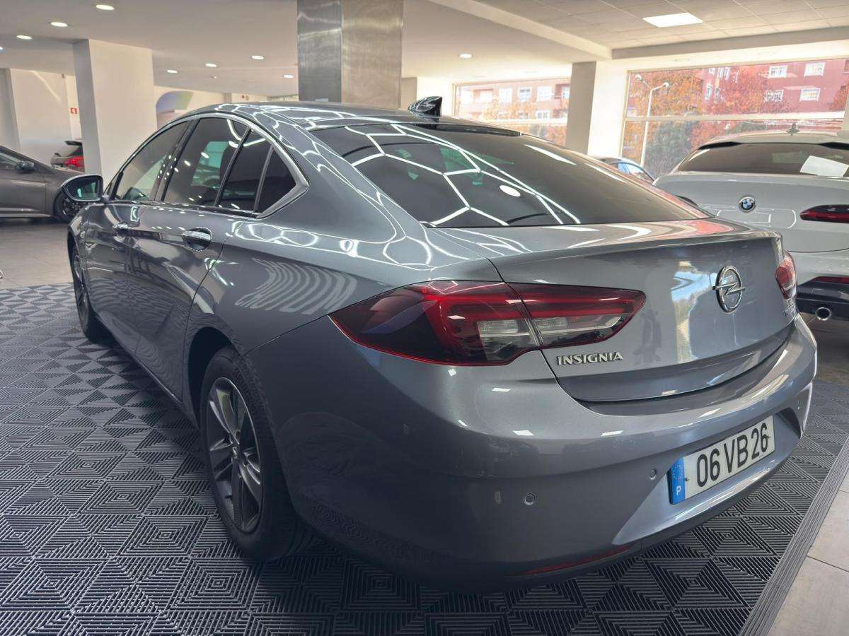 opel-insignia-2018-diesel-1598cc