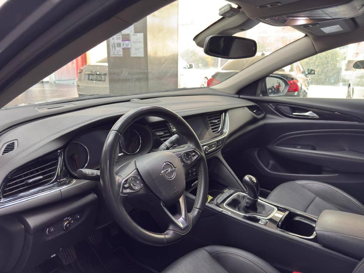opel-insignia-2018-diesel-1598cc