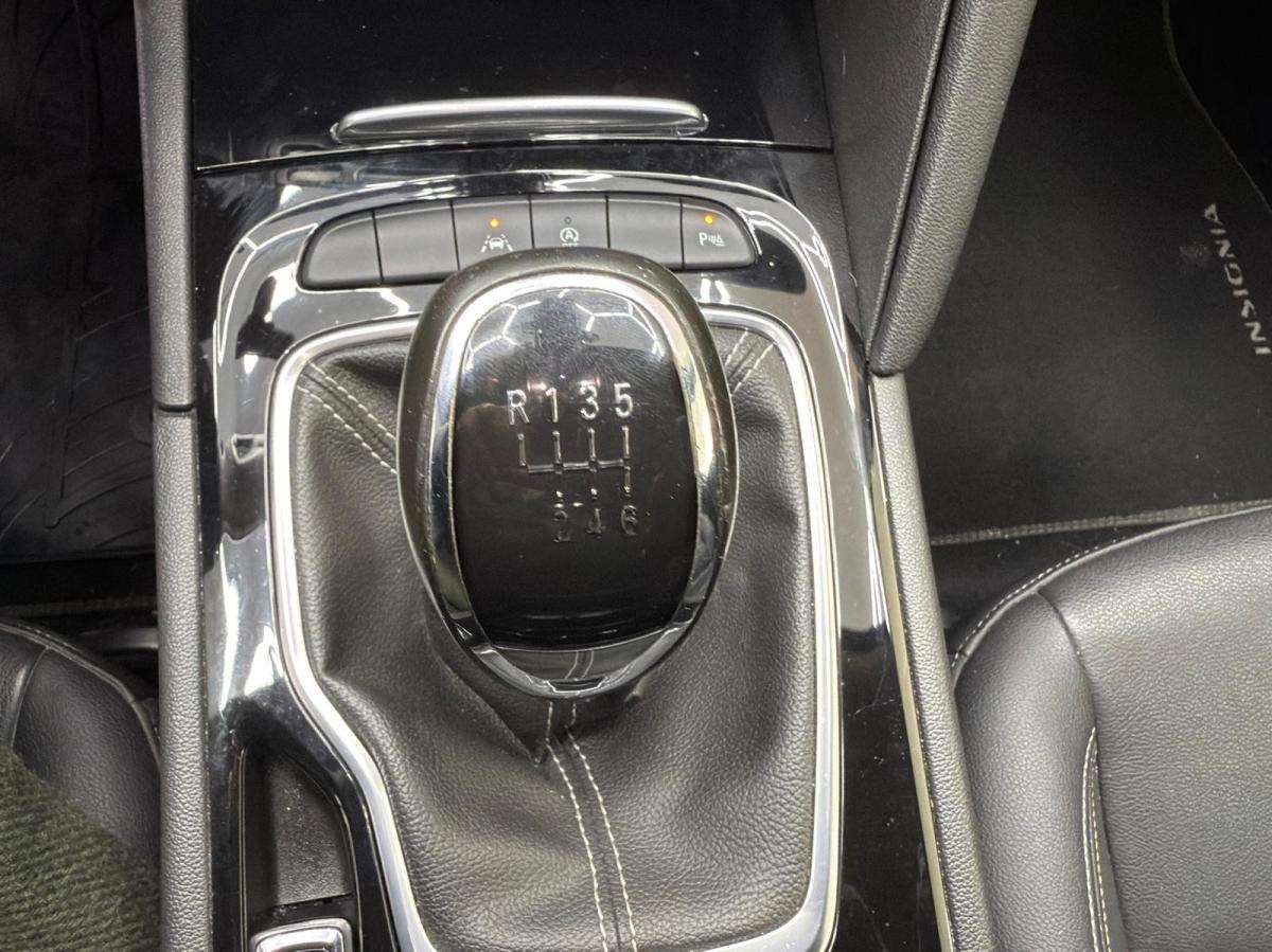 opel-insignia-2018-diesel-1598cc