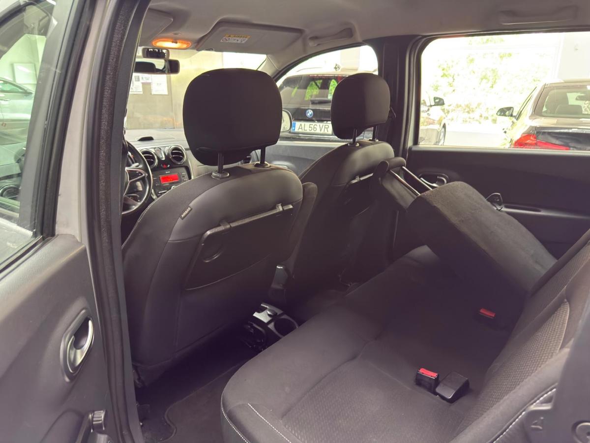 dacia-lodgy-2019-diesel-1461cc