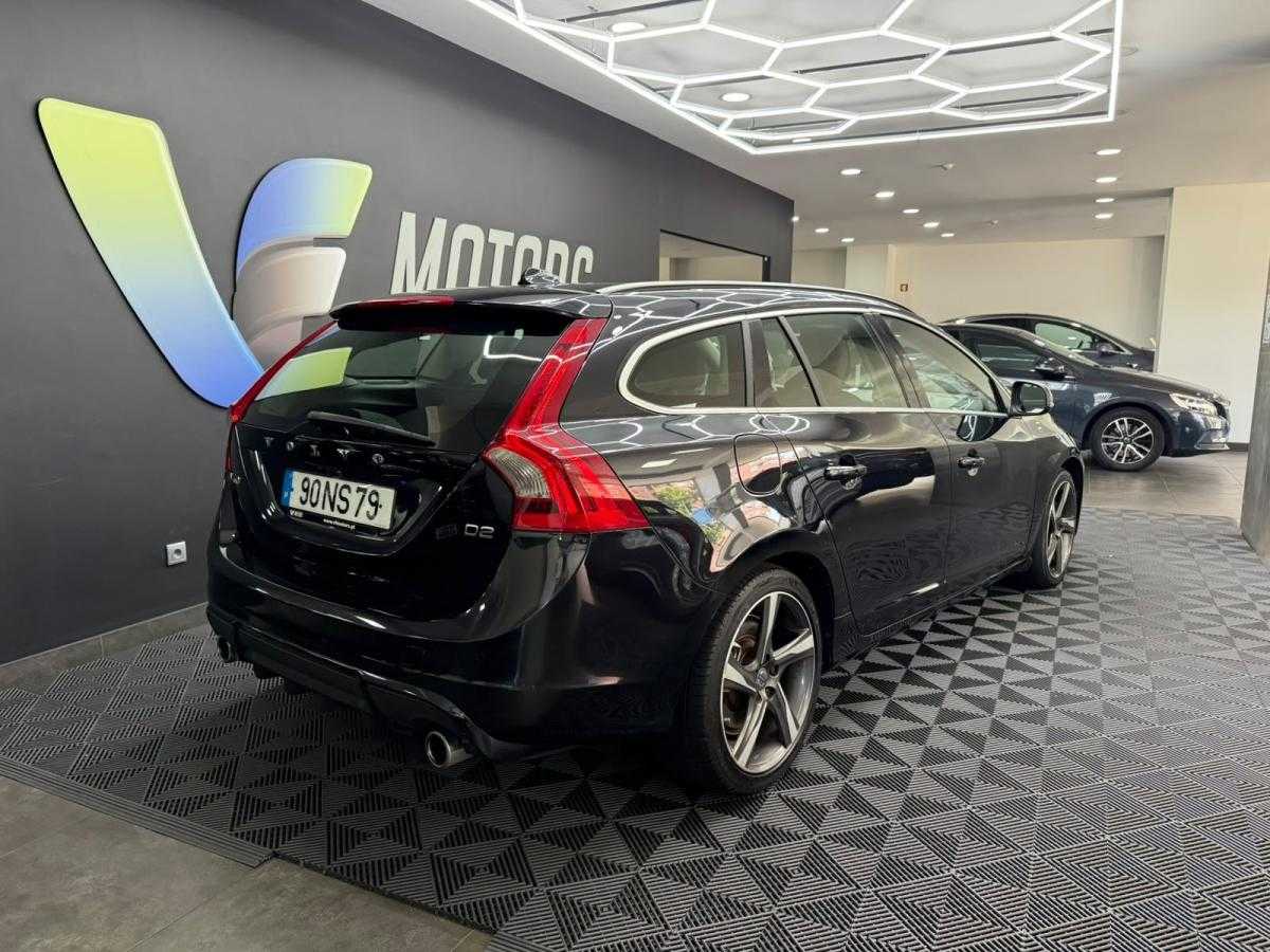 volvo-v60-2013-diesel-1969cc