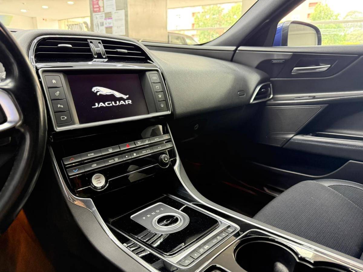 jaguar-xe-2016-diesel-1999cc