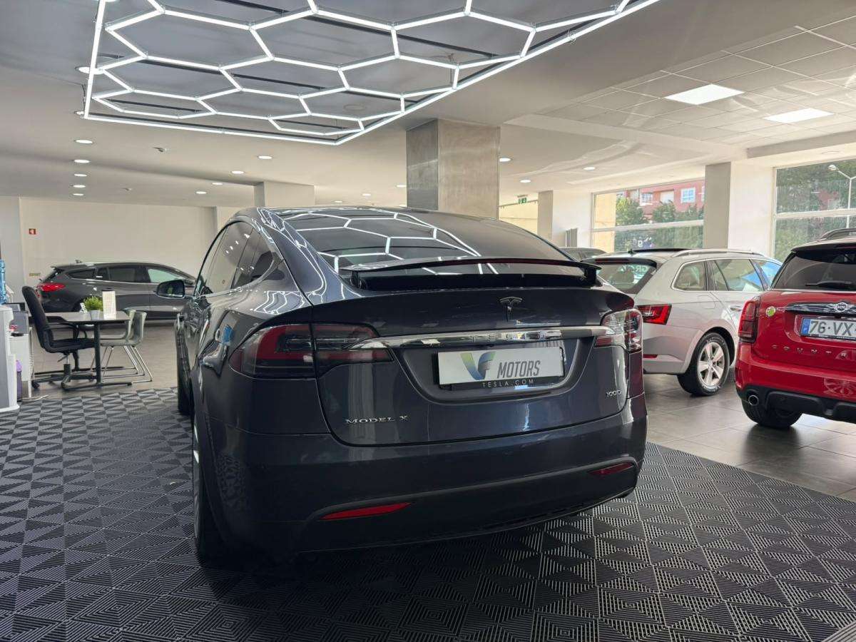 tesla-model-x-2017-eletrico-0cc