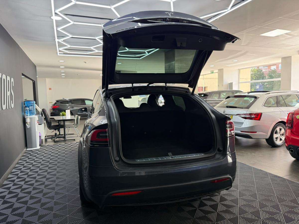 tesla-model-x-2017-eletrico-0cc