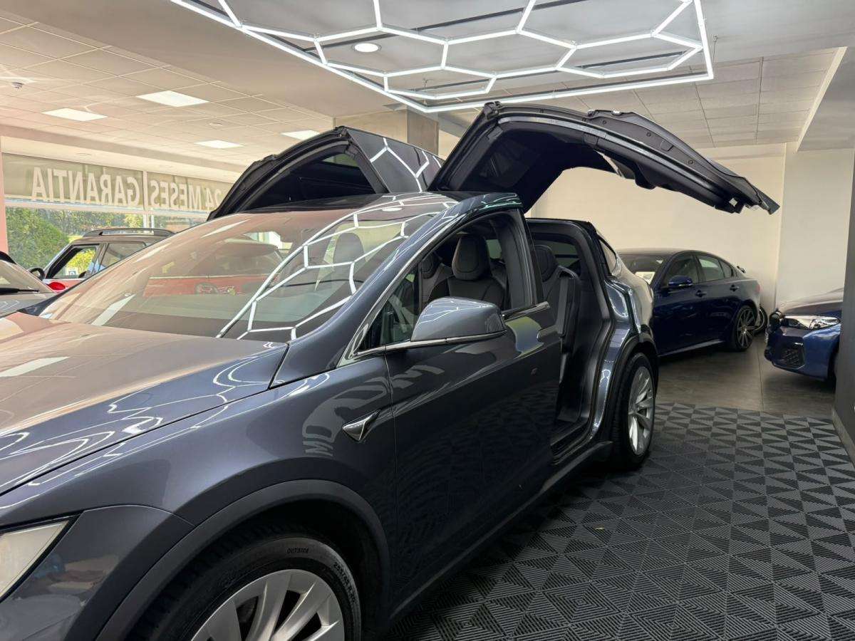 tesla-model-x-2017-eletrico-0cc