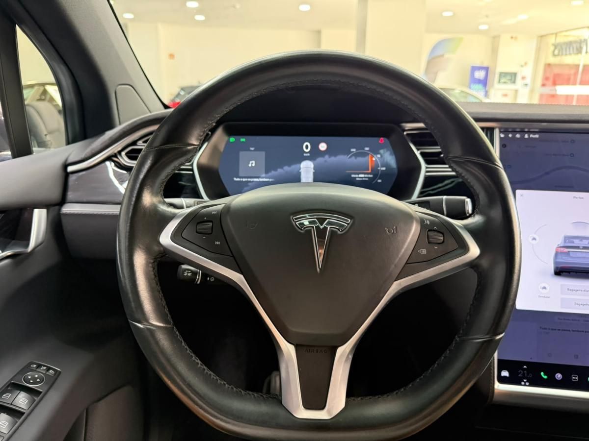 tesla-model-x-2017-eletrico-0cc