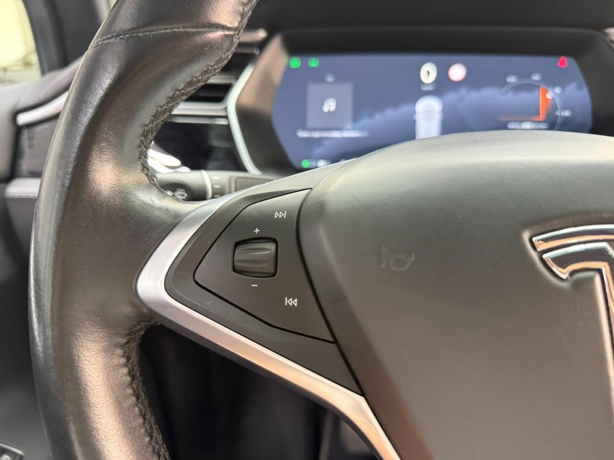 tesla-model-x-2017-eletrico-0cc