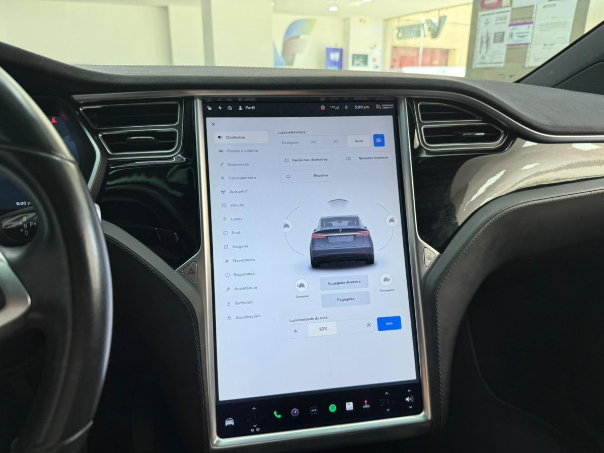 tesla-model-x-2017-eletrico-0cc