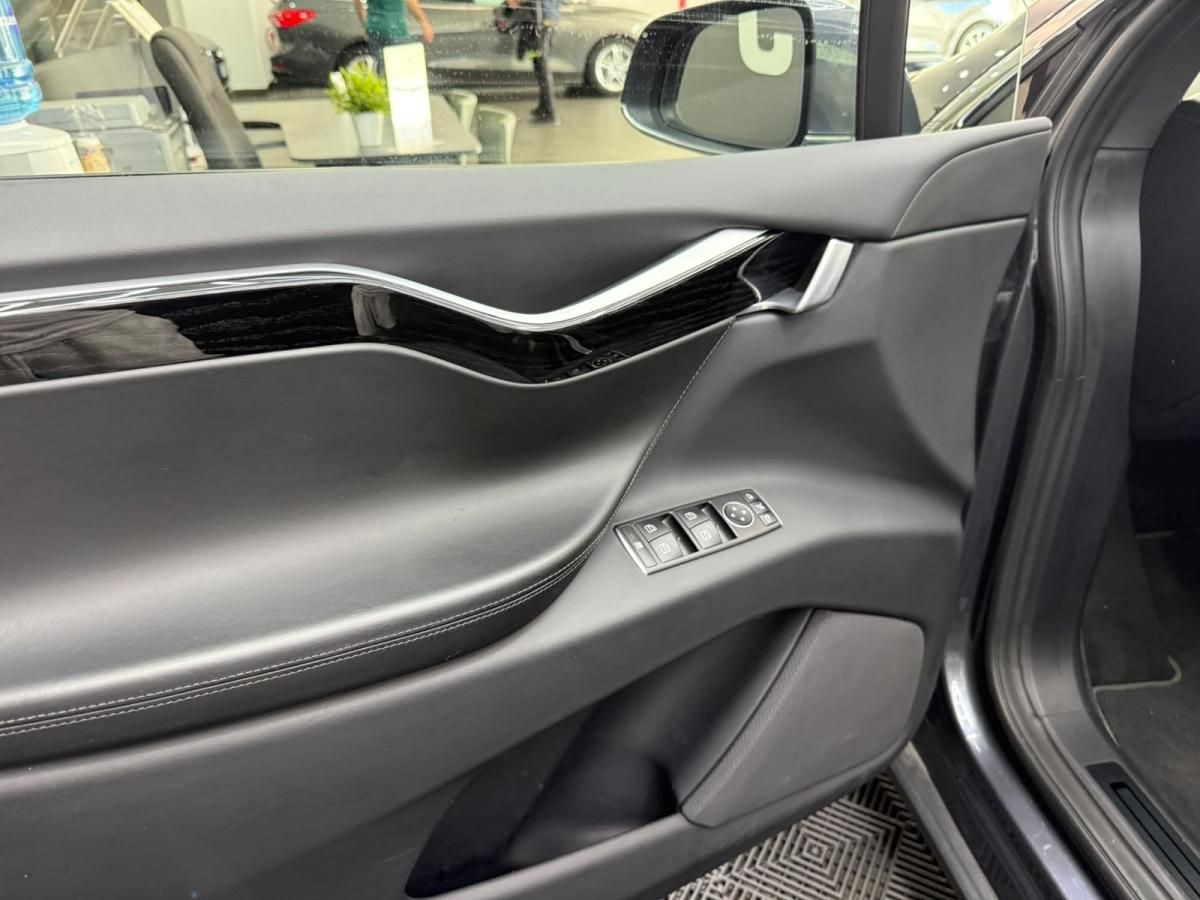 tesla-model-x-2017-eletrico-0cc