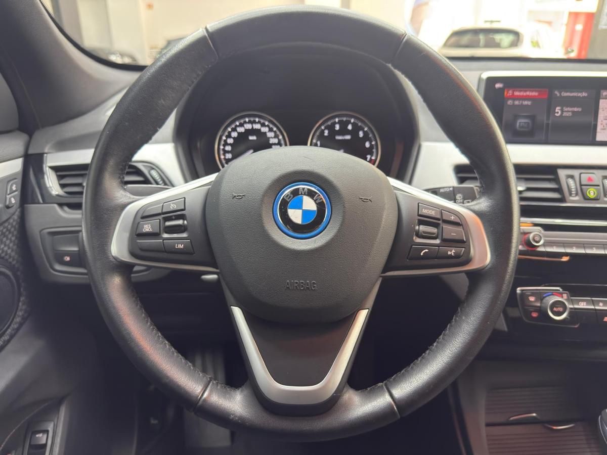 bmw-x1-2021-hibrido-a-gasolina-1499cc