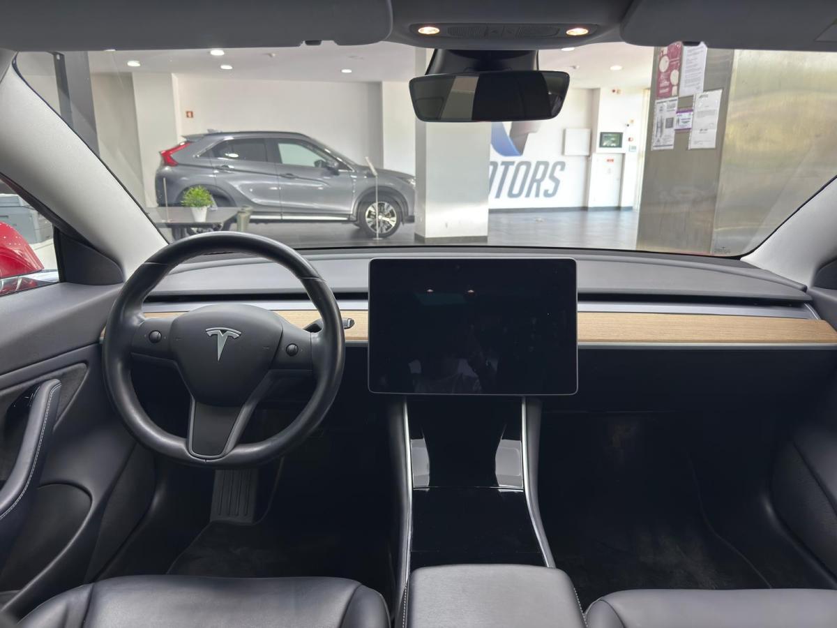 tesla-model-3-2019-eletrico-500cc