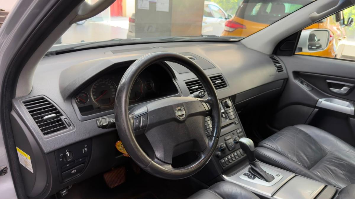 volvo-xc90-2004-gasolina-2922cc