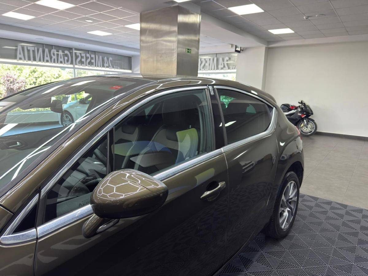 citroen-ds4-2015-diesel-1560cc