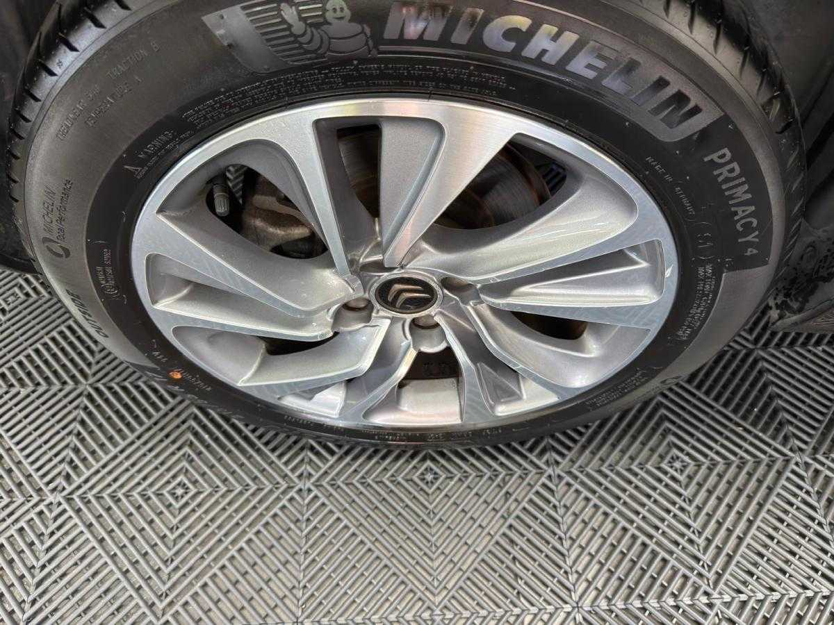 citroen-ds4-2015-diesel-1560cc