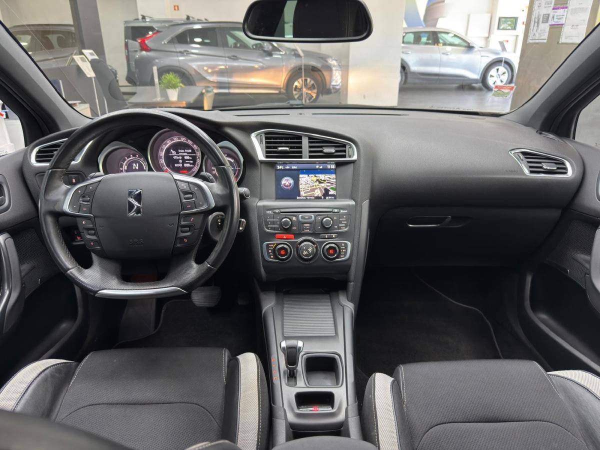 citroen-ds4-2015-diesel-1560cc