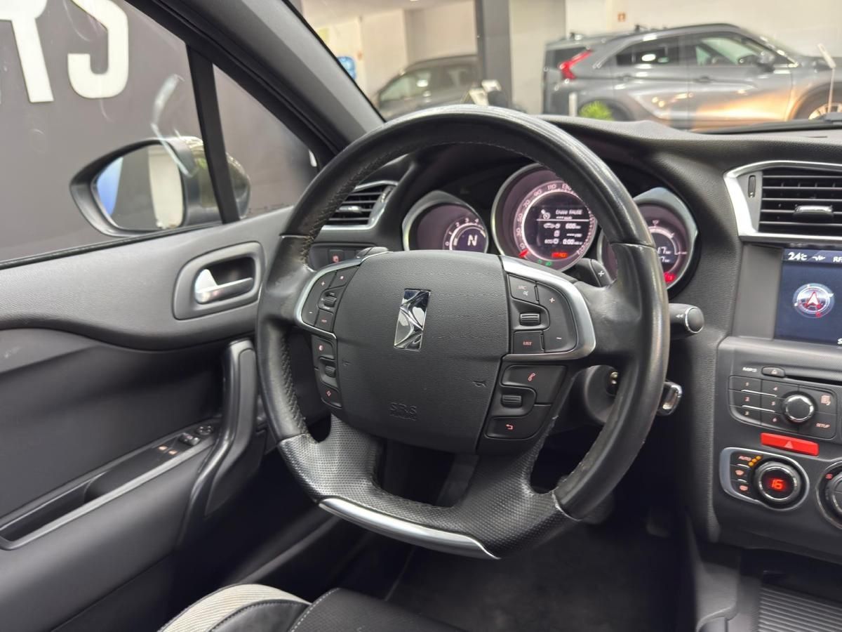 citroen-ds4-2015-diesel-1560cc