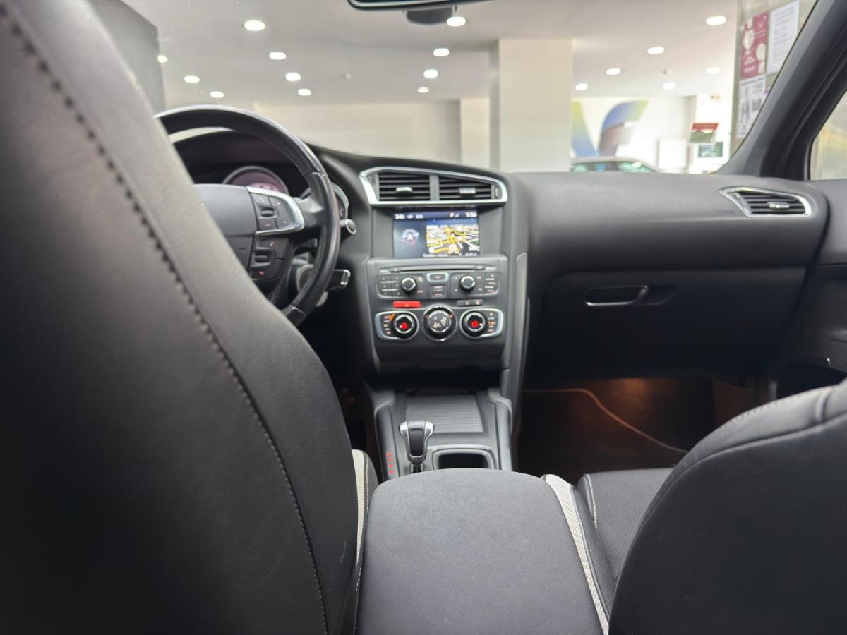 citroen-ds4-2015-diesel-1560cc