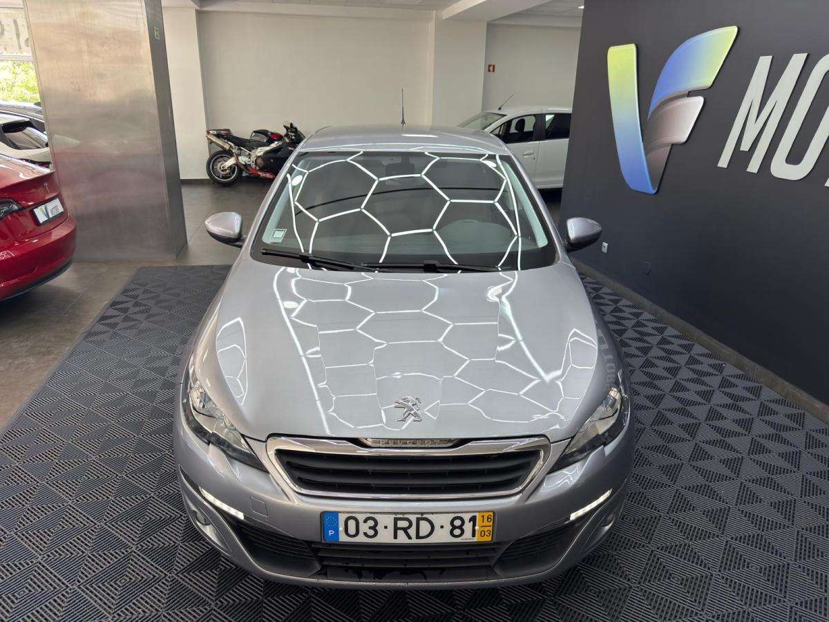 peugeot-308-2016-gasolina-1199cc