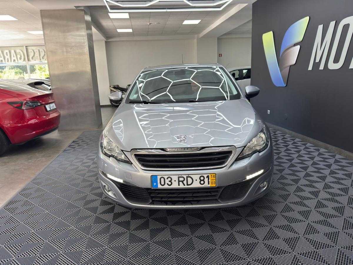 peugeot-308-2016-gasolina-1199cc