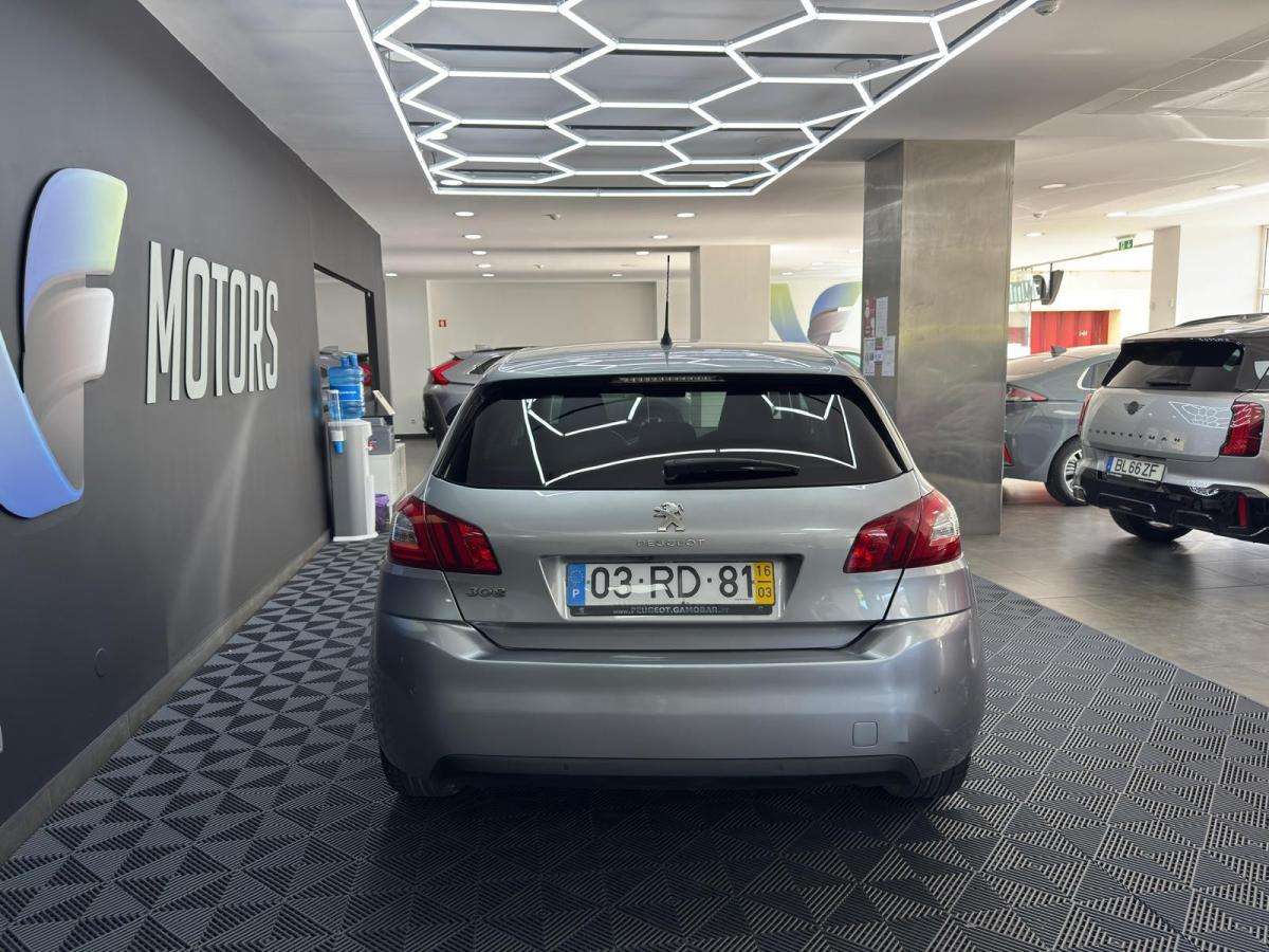 peugeot-308-2016-gasolina-1199cc