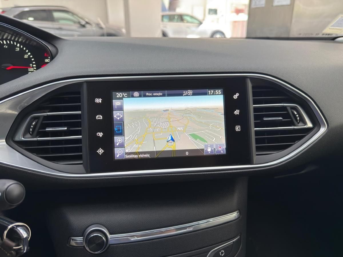 peugeot-308-2016-gasolina-1199cc