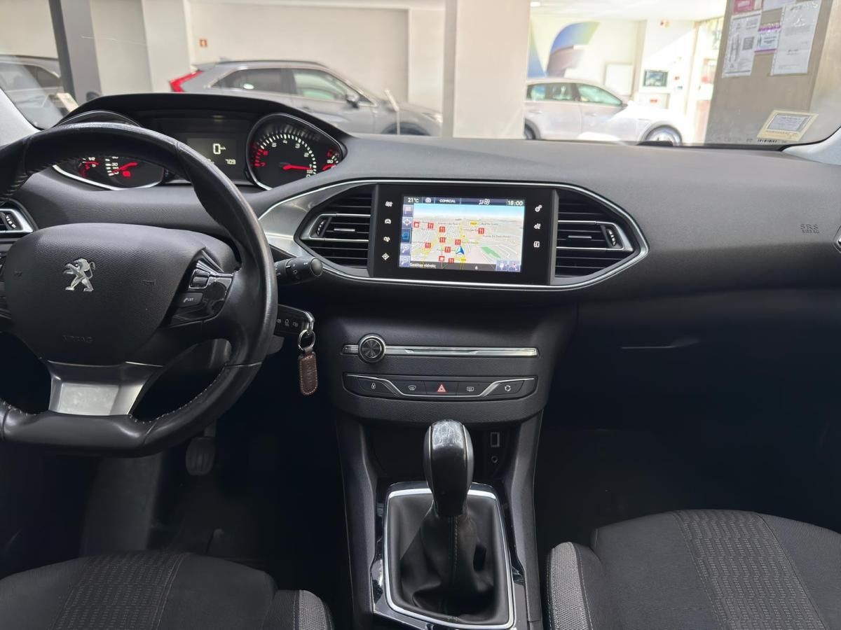 peugeot-308-2016-gasolina-1199cc