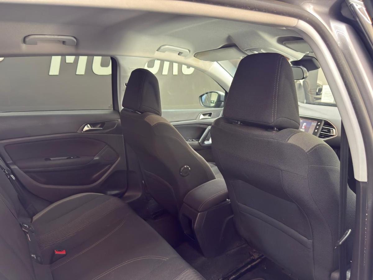 peugeot-308-2016-gasolina-1199cc